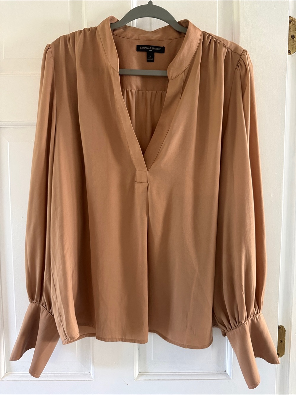 Banana Republic Women's Long-Sleeve V-Neck Blouse in Camel Tan